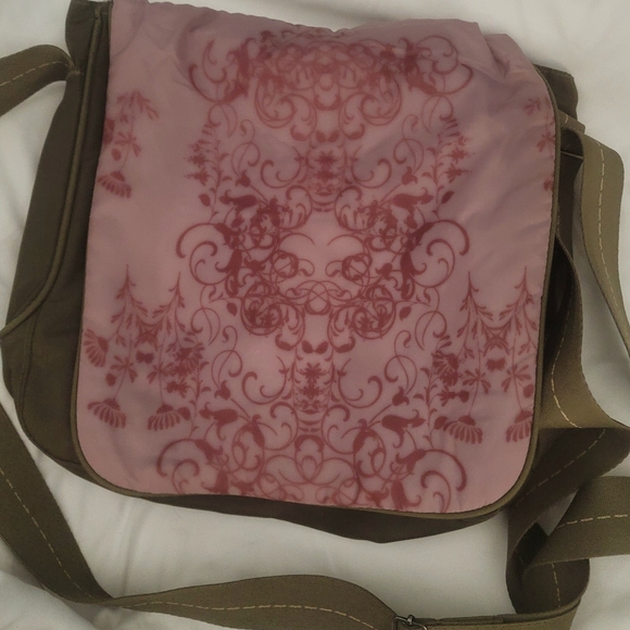 The North Face Nylon Embrodiered Crossbody - Picture 5 of 6